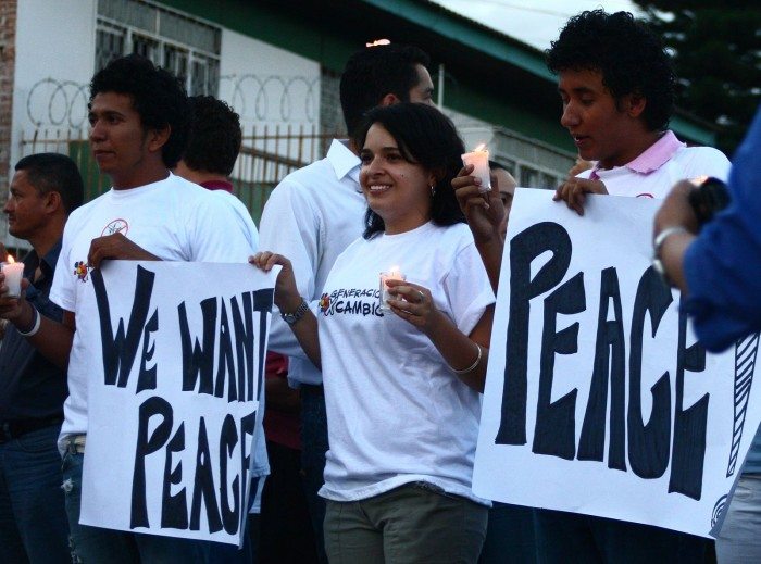 July 1, 2009 peace protest in Honduras. (Yamil González)