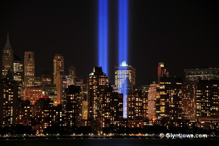 World Trade Center 9-11 Tribute in Lights 2012 (www.GlynLowe.com/Flickr)