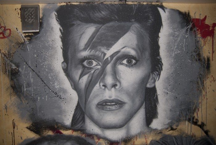 A mural painting of English musician David Bowie in France (thierry ehrmann/Flickr)