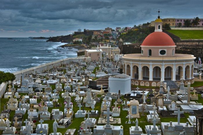 Cementario Santa María Magdalena de Pazzis in Old San Juan, Puerto Rico (vxla/Flickr)