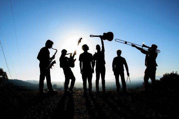 Karikatura Silo Band Photo