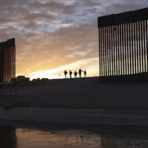US Moves to Cut Backlog of Asylum Cases at US-Mexico Border
