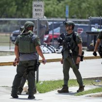 Gunman Kills 19 Children, 2 Adults in Texas School Rampage